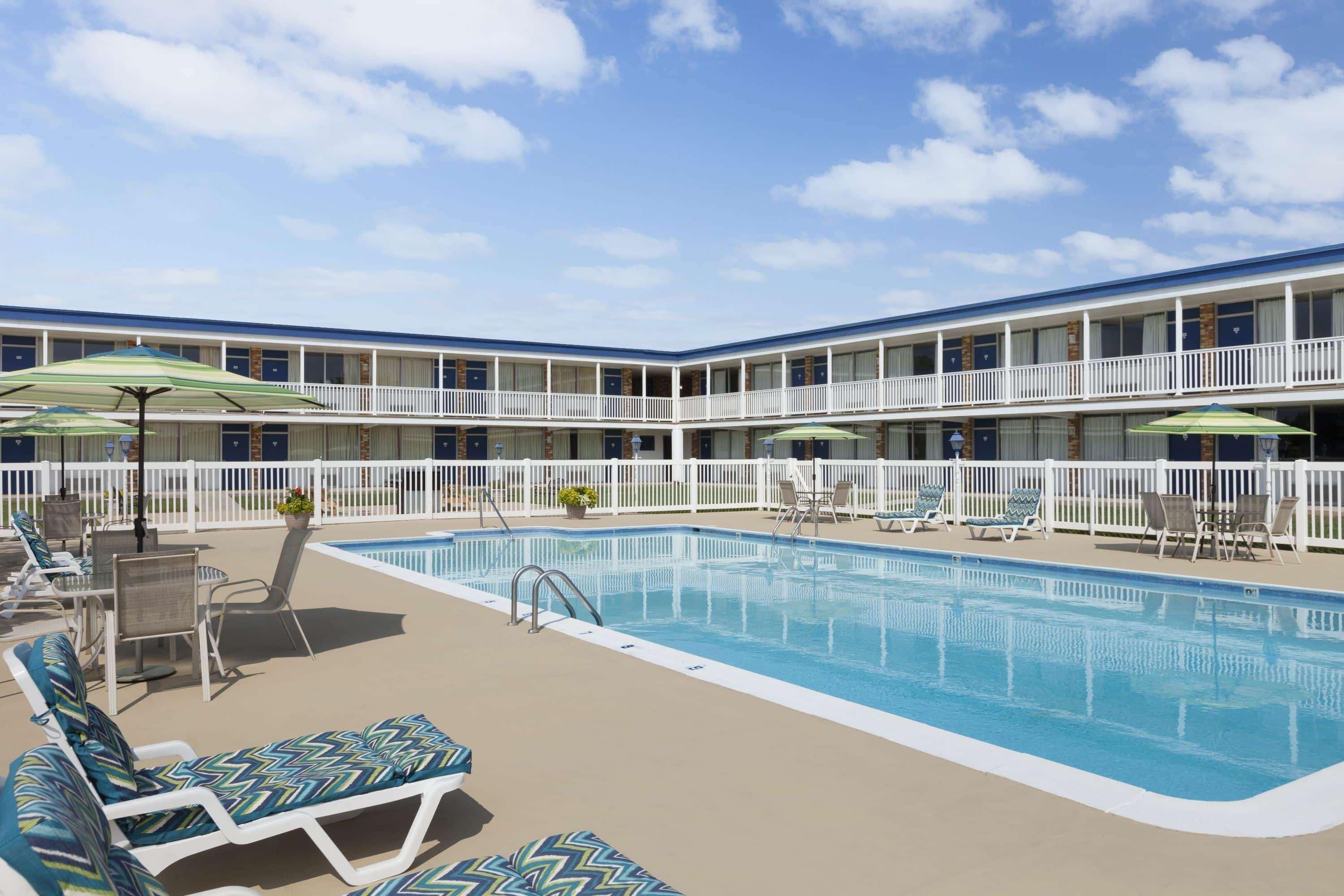 Days Inn By Wyndham Waynesboro Bagian luar foto