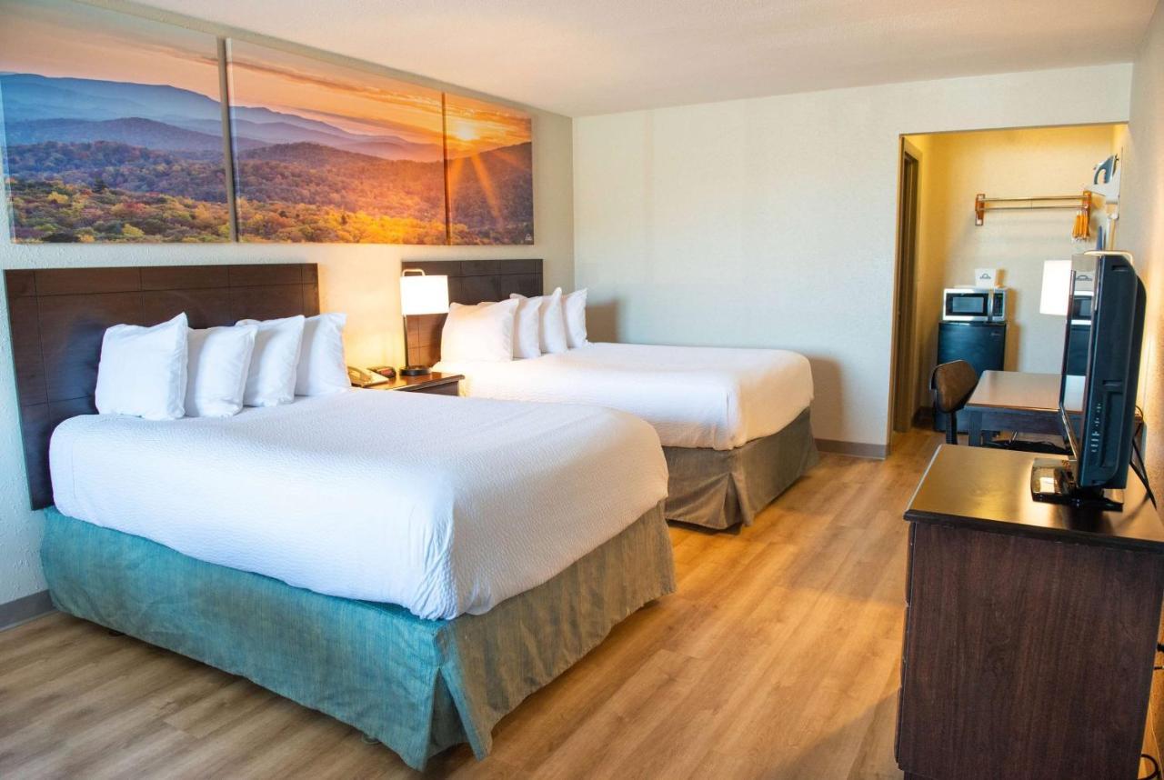 Days Inn By Wyndham Waynesboro Bagian luar foto