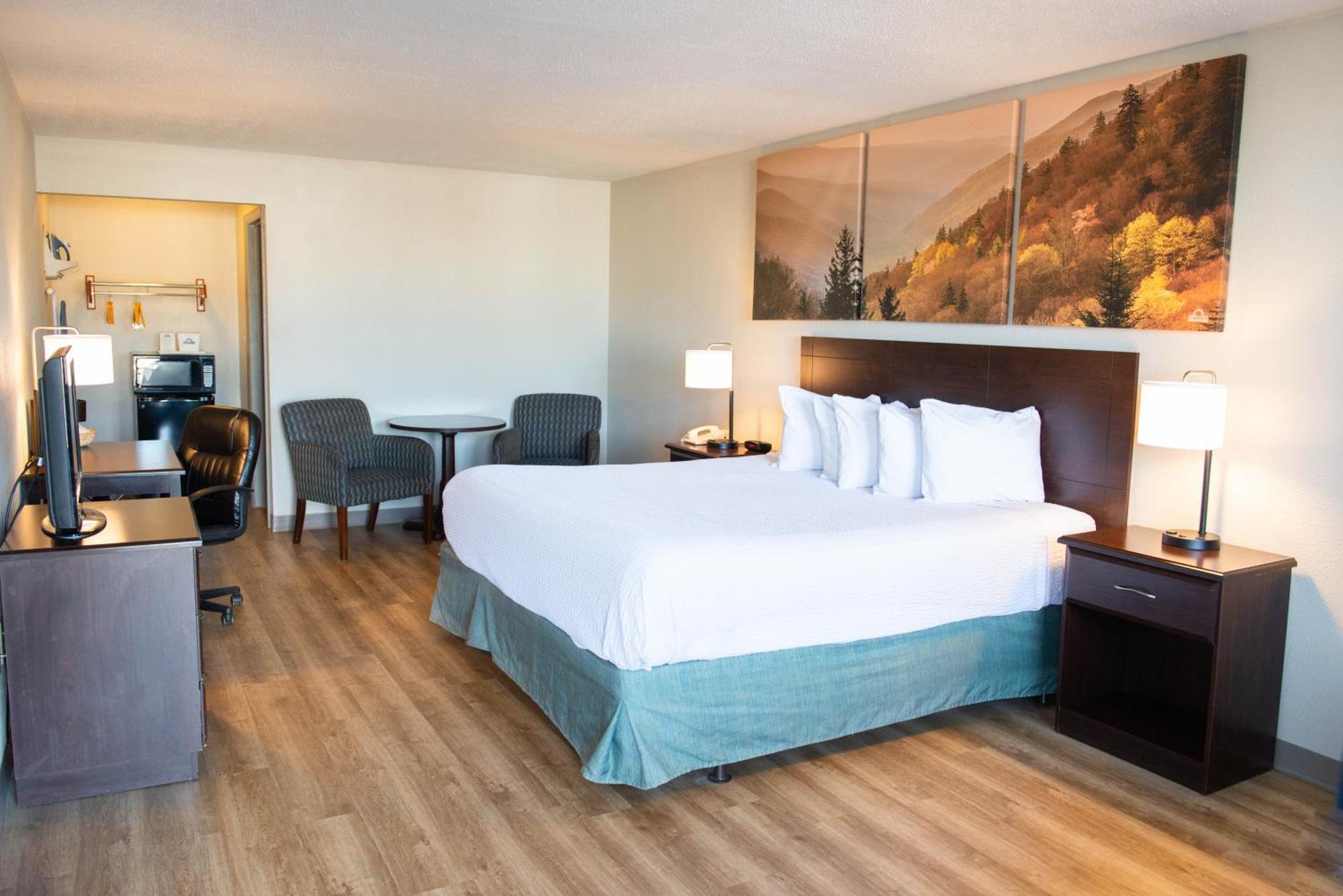Days Inn By Wyndham Waynesboro Bagian luar foto