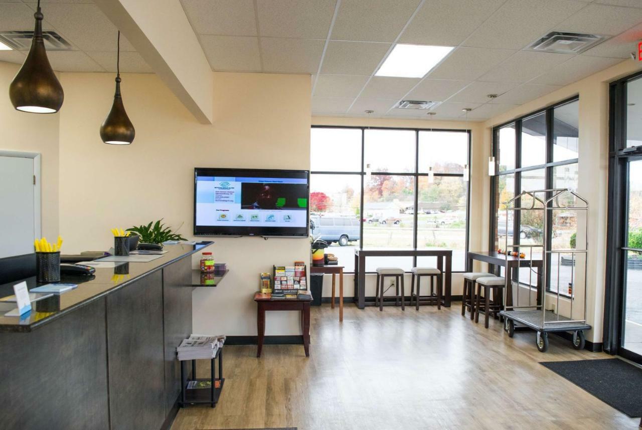 Days Inn By Wyndham Waynesboro Bagian luar foto
